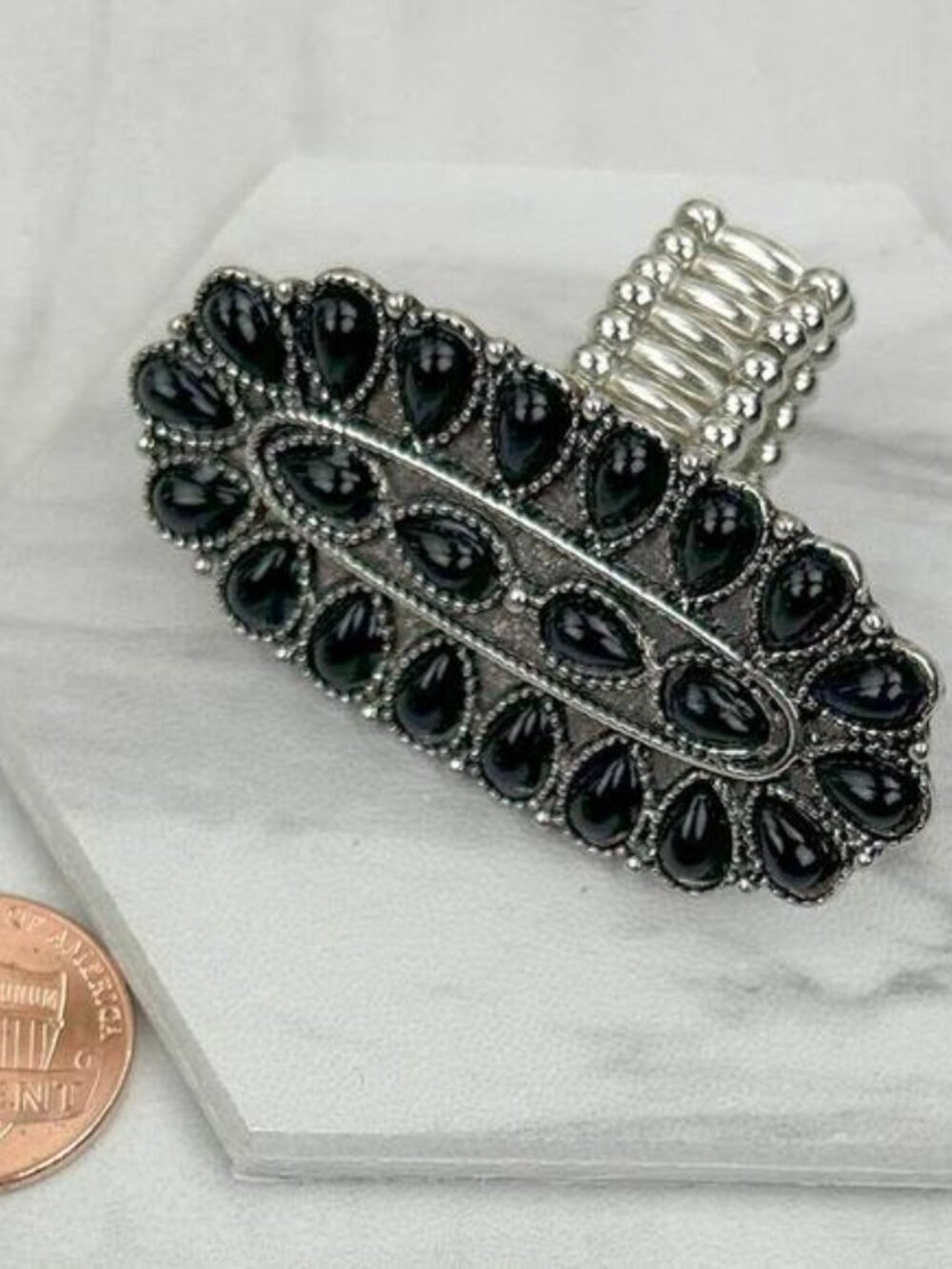 Silver & Black Stone Oval Concho Stretch Ring